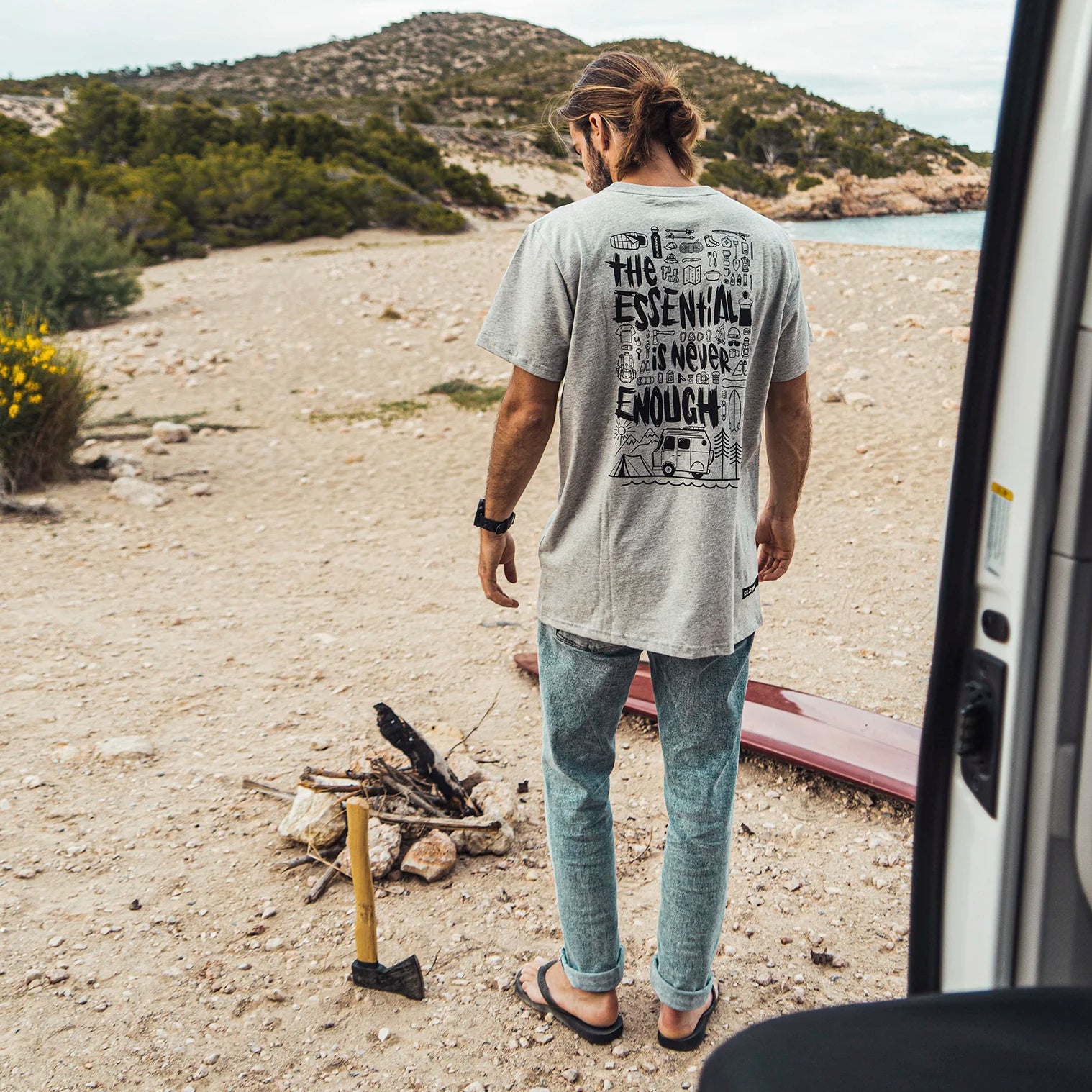 Camiseta-algodon-organico-essential-back-vanlife