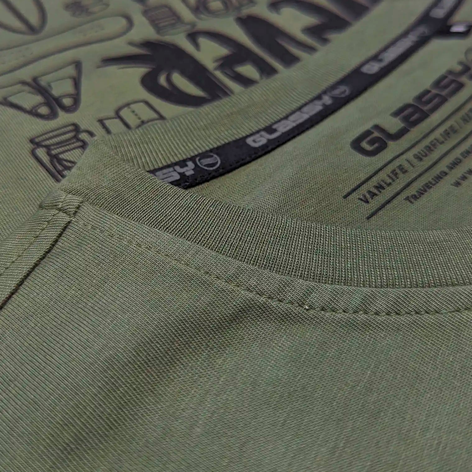 Camiseta-algodon-organico-essential-leaf-datail2