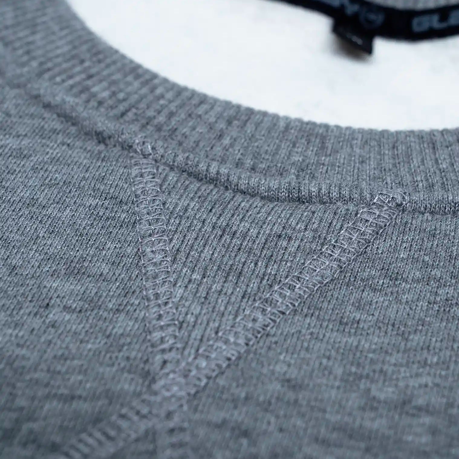 Sudadera_Vanlife_Glassy_Cuello