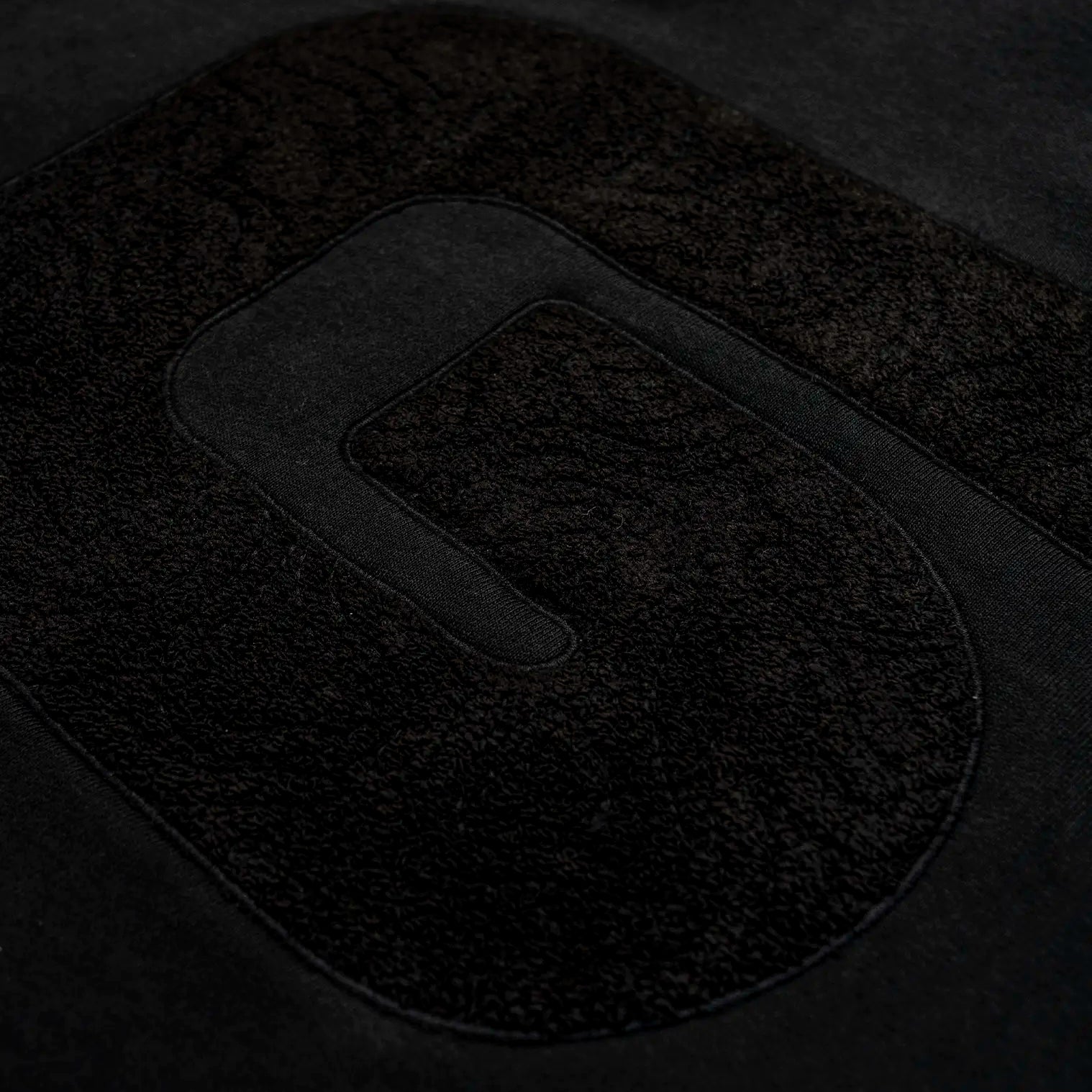 Sudaderas_Organica_Glassy_vanlife_black_bordado_back.2webp