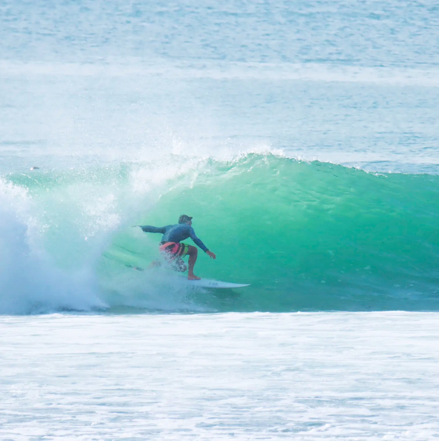 surf in bali