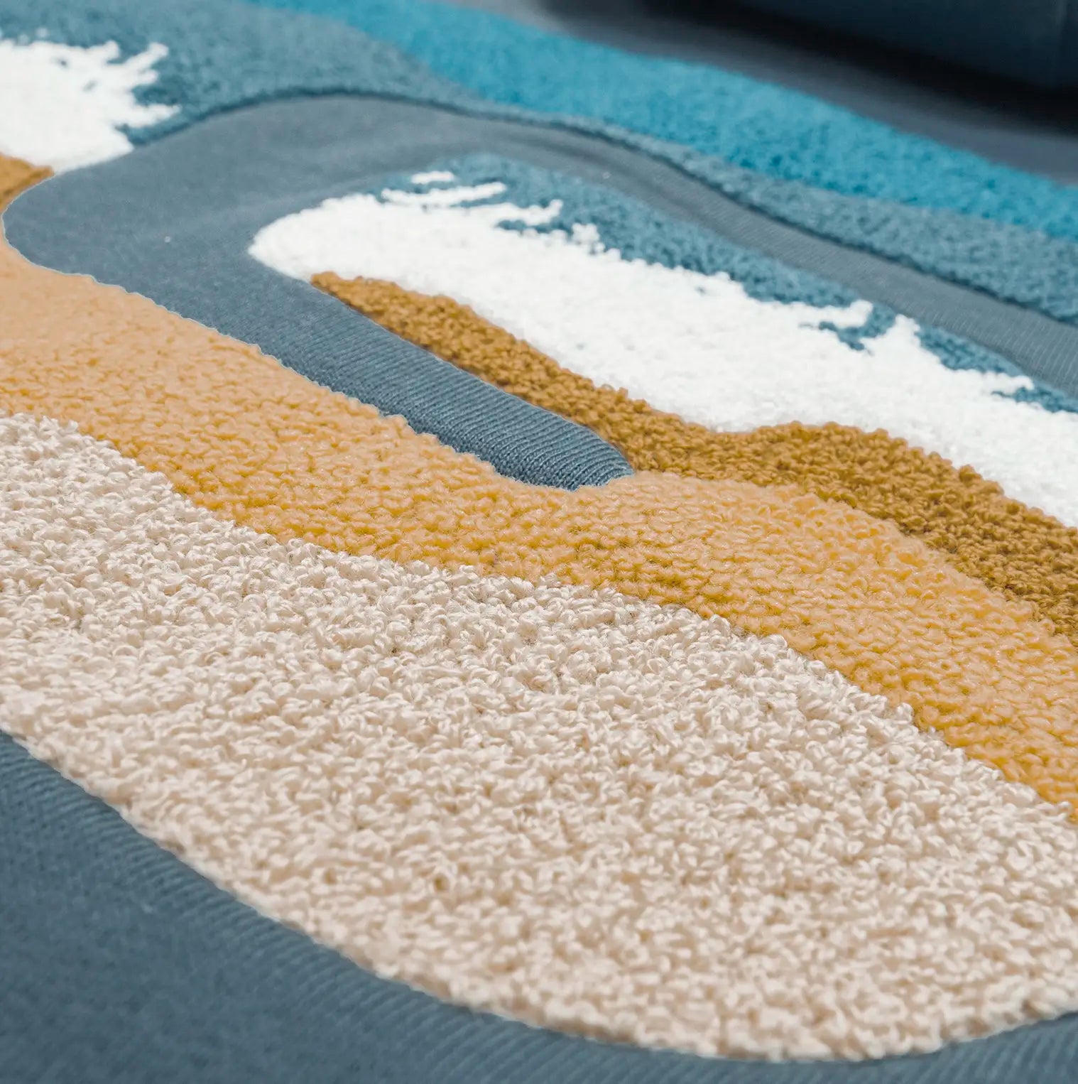 SudaderaS_Organica_Glassy_Ocean_bordado_back