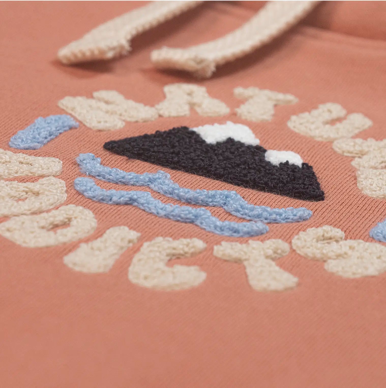 Sudadera_Organica_Glassy_Nature_bordado_front