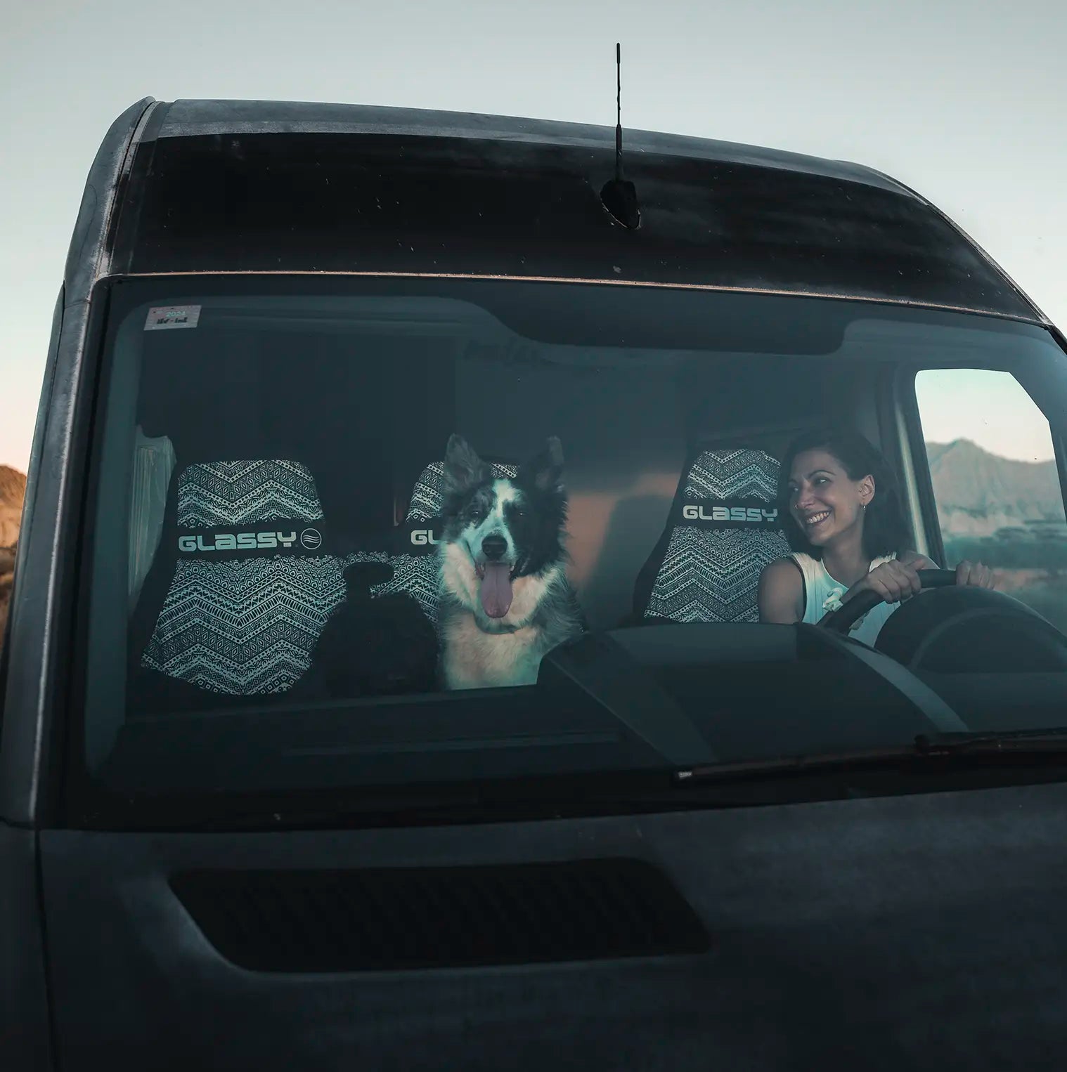 glassy_funda_doble_asientos_delanteros_impermeable_etnica_06