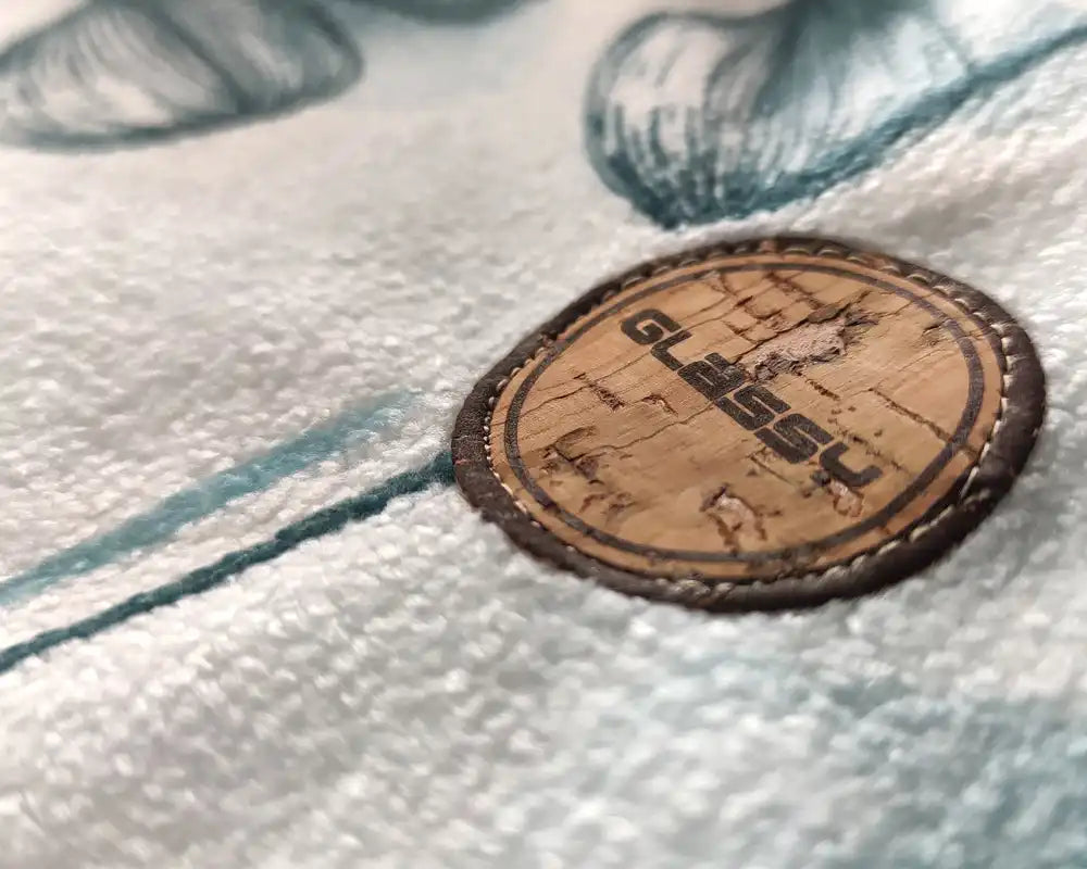 glassy_poncho_ecomint_macro