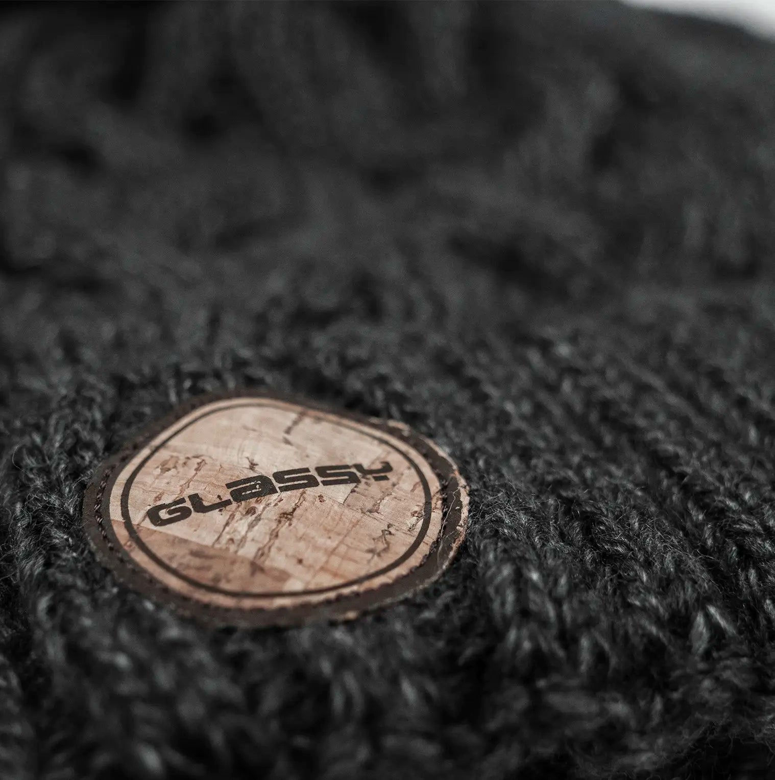 gorro_invierno_gris_etiqueta