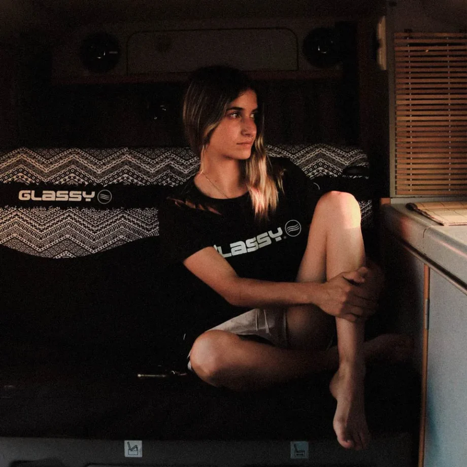 Vanlife lifestyle with Glassy organic cotton t-shirt.