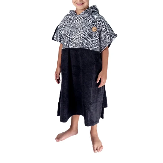 Child poncho black and white color